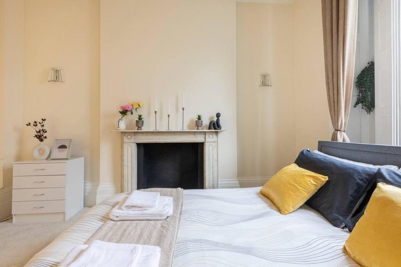 Apartamento Cozy Flat In The Heart Of Londres Exterior foto