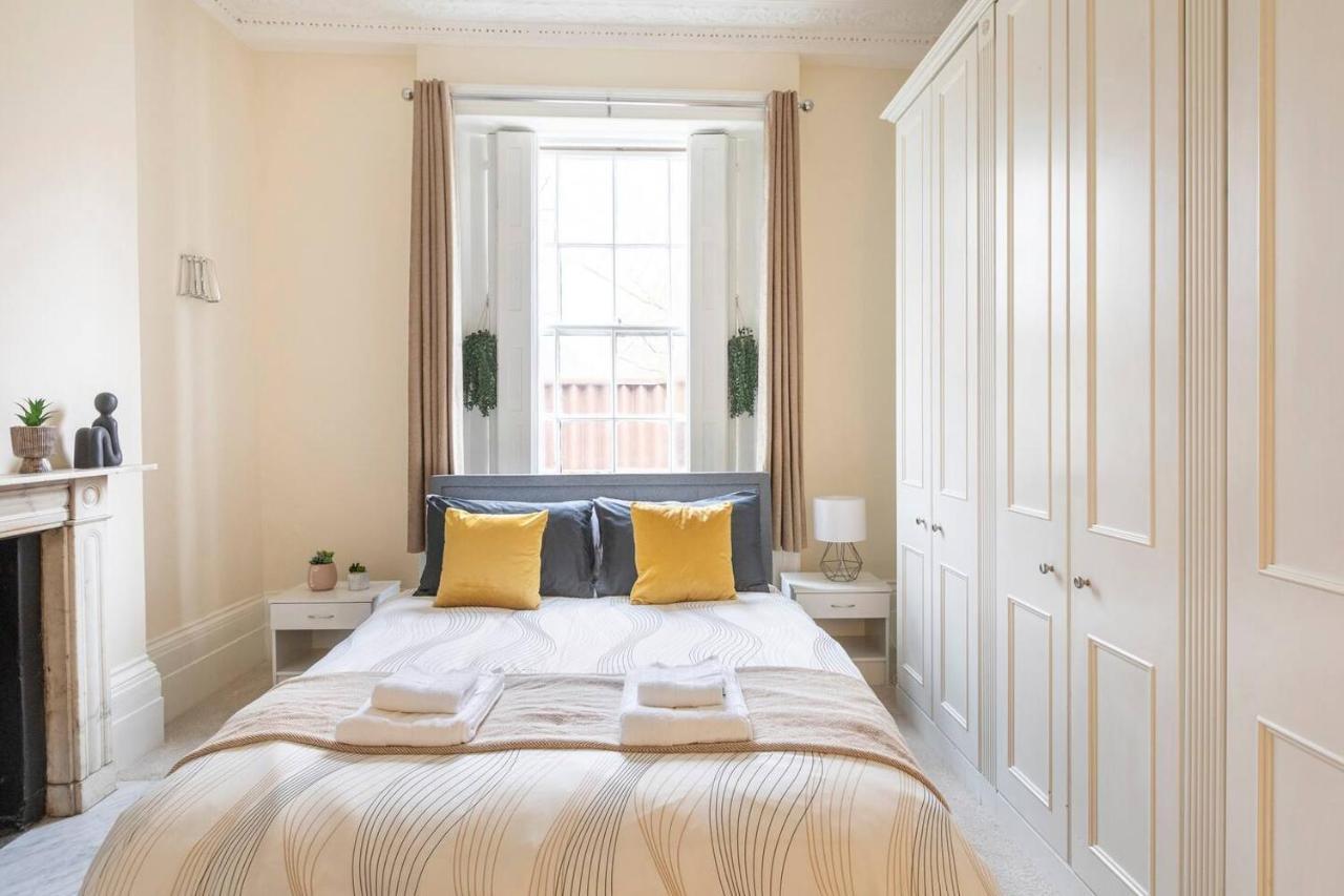 Apartamento Cozy Flat In The Heart Of Londres Exterior foto