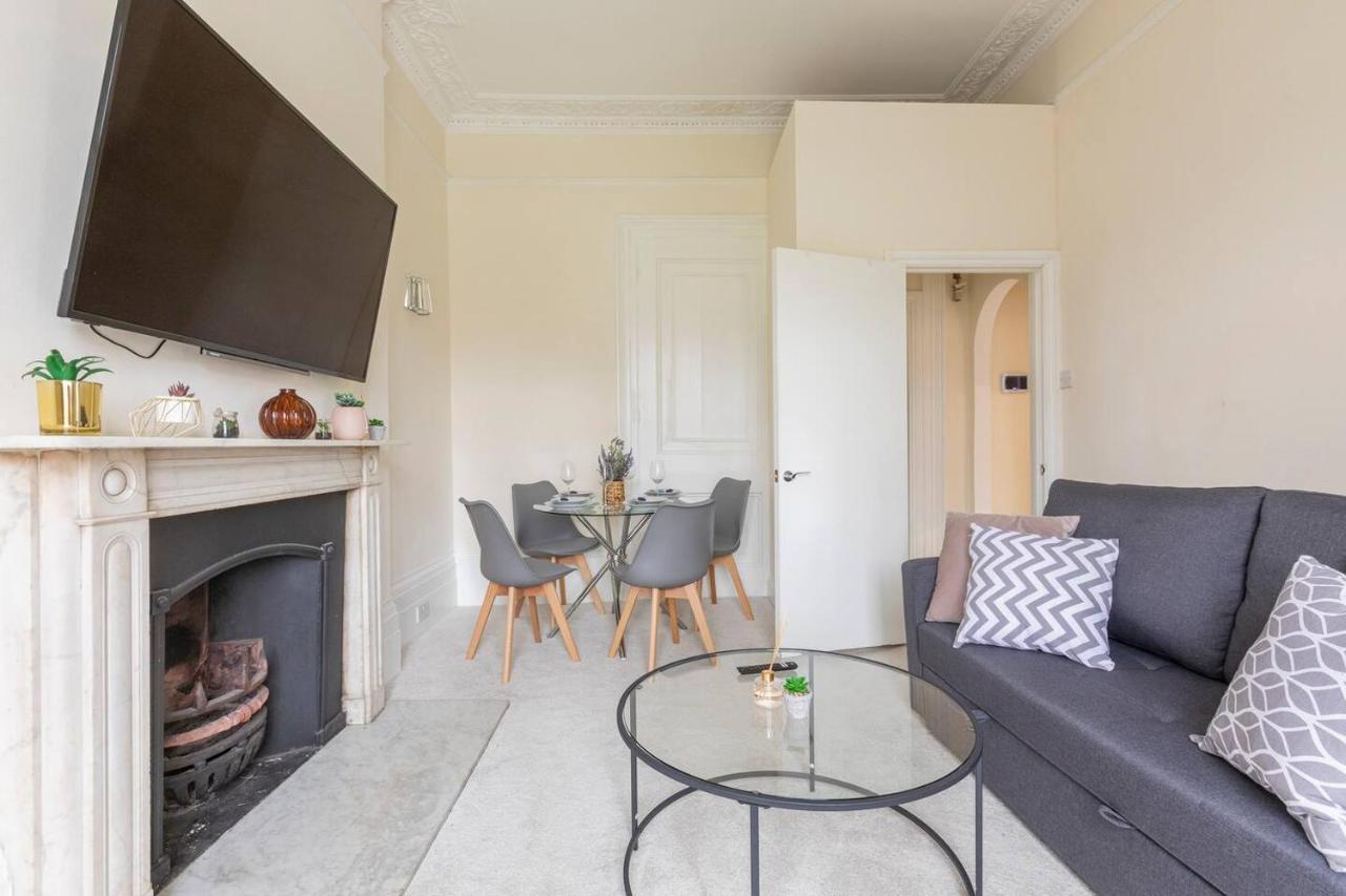Apartamento Cozy Flat In The Heart Of Londres Exterior foto